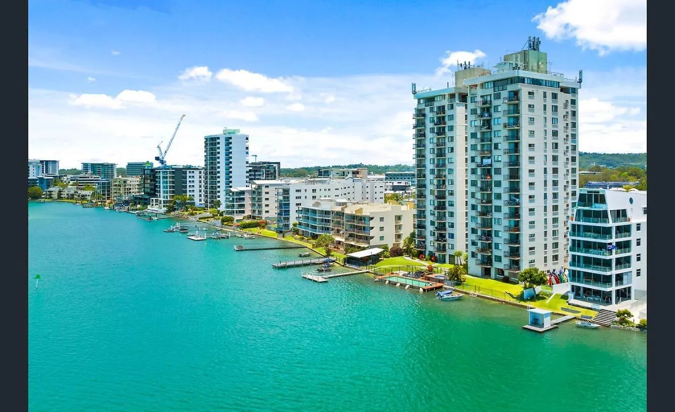 Maroochydore Riverfront Apartment Aparthotel